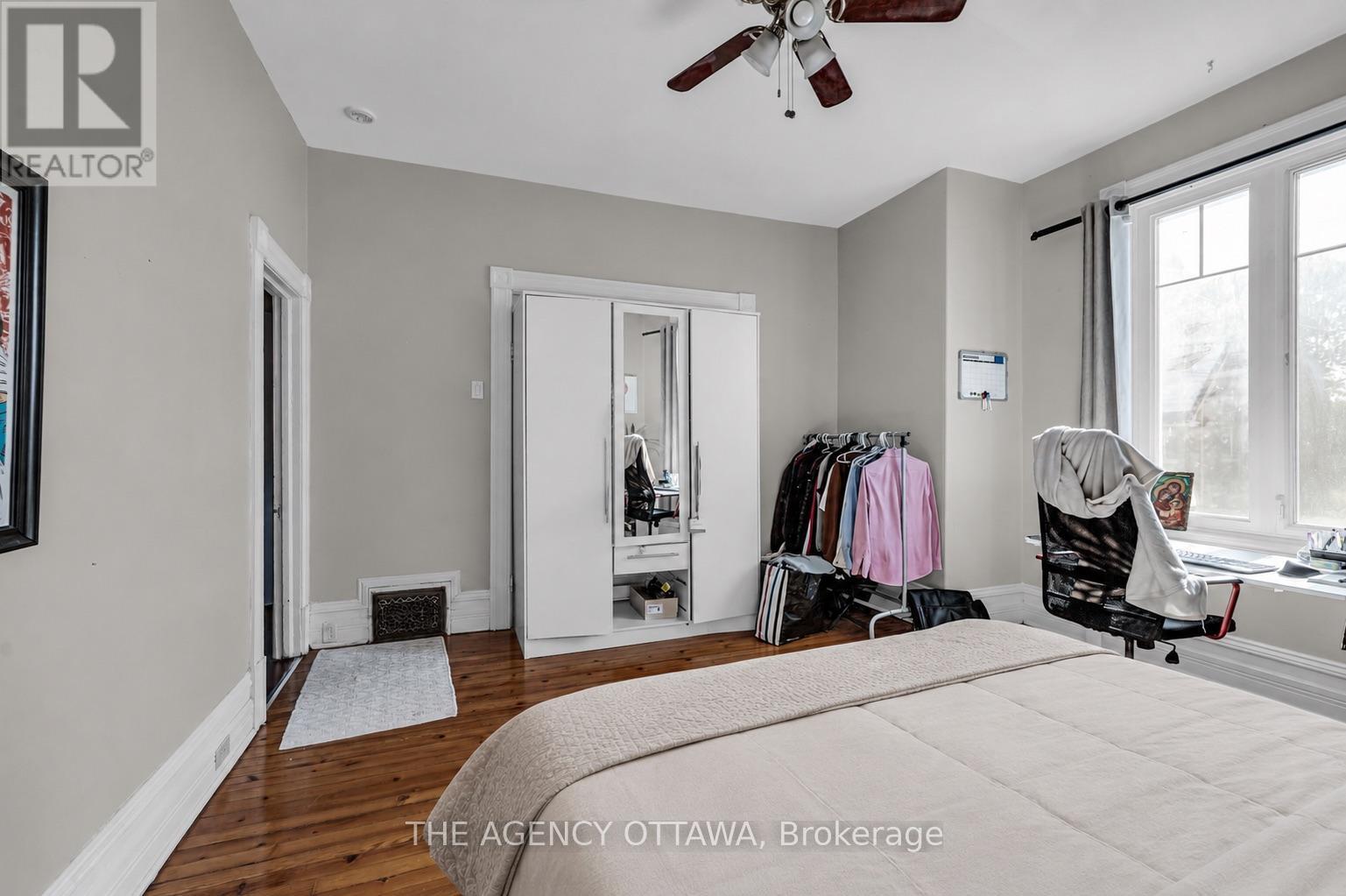 Bedroom #2 - Main Level Unit - 57 Lees Avenue, Ottawa, ON - Indoor Photo Showing Bedroom
