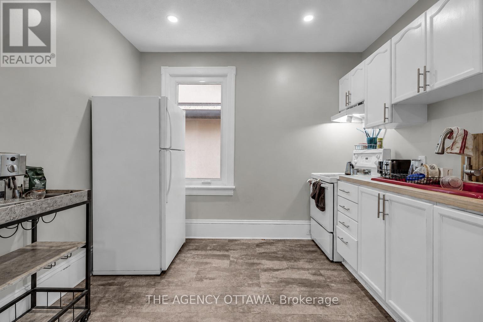 Second Kitchen (Unit #2) - 57 Lees Avenue, Ottawa, ON - Indoor Photo Showing Kitchen