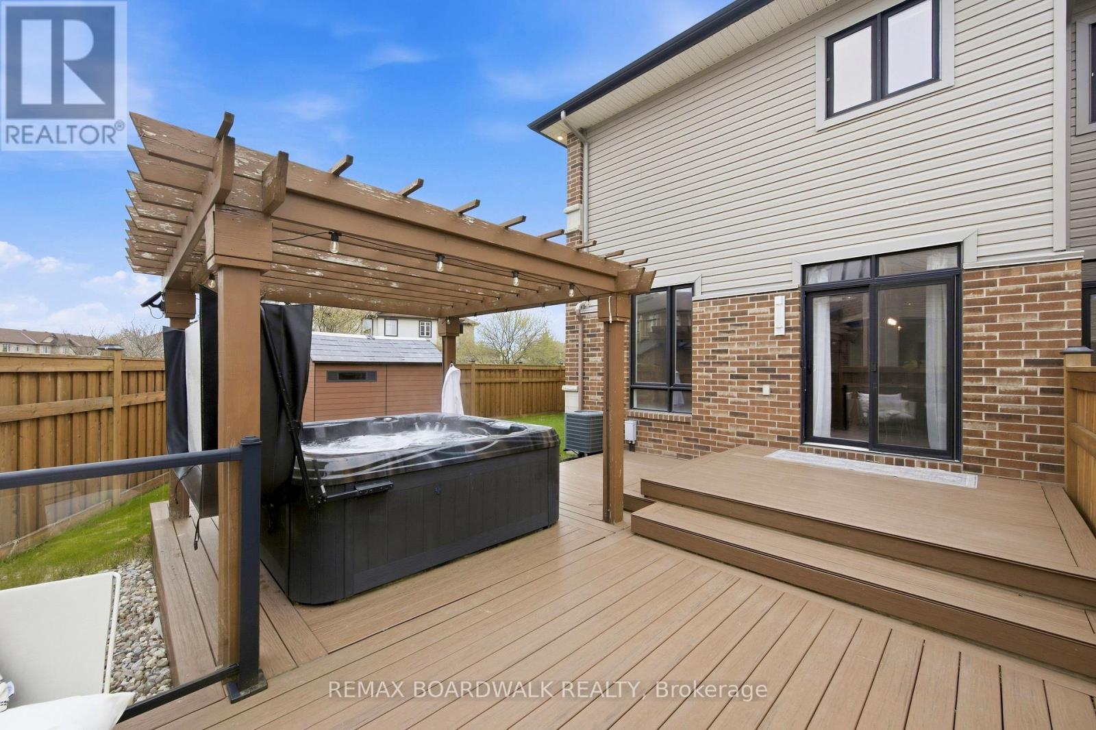 375 Cooks Mill Crescent, Ottawa, ON - Outdoor With Deck Patio Veranda With Exterior