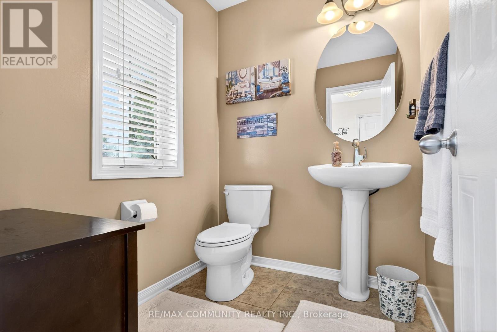 1210 Meath Drive, Oshawa, ON - Indoor Photo Showing Other Room With Fireplace