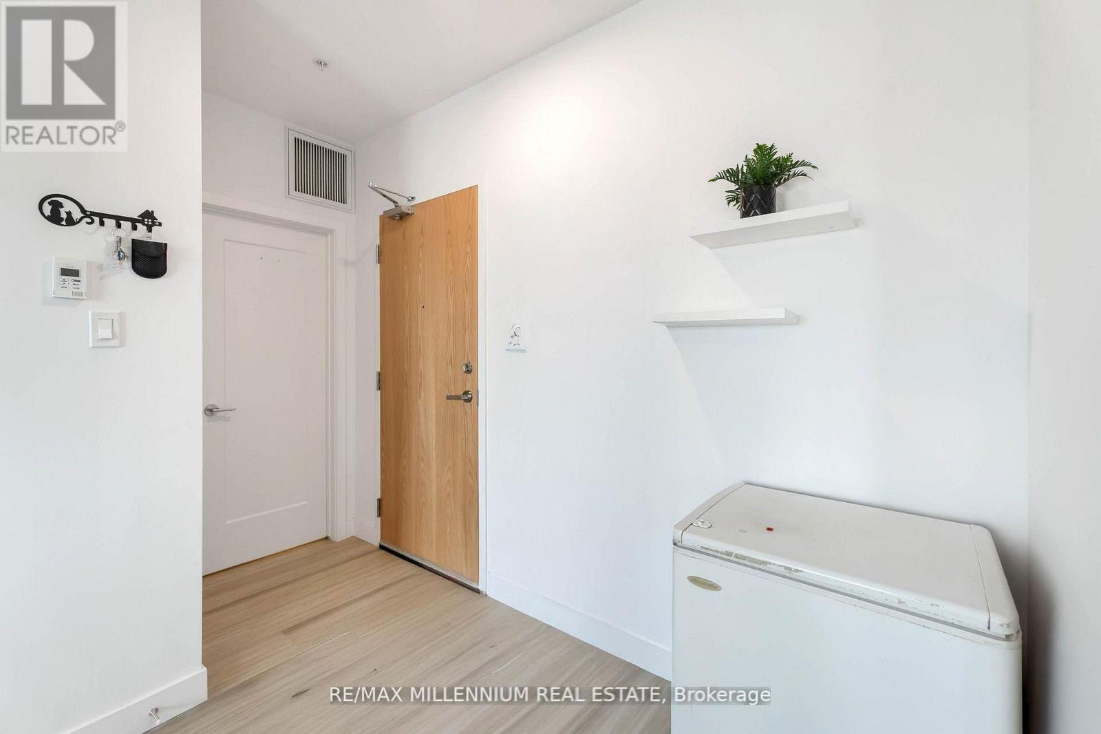 306 - 408 Dundas Street S, Cambridge, ON - Indoor