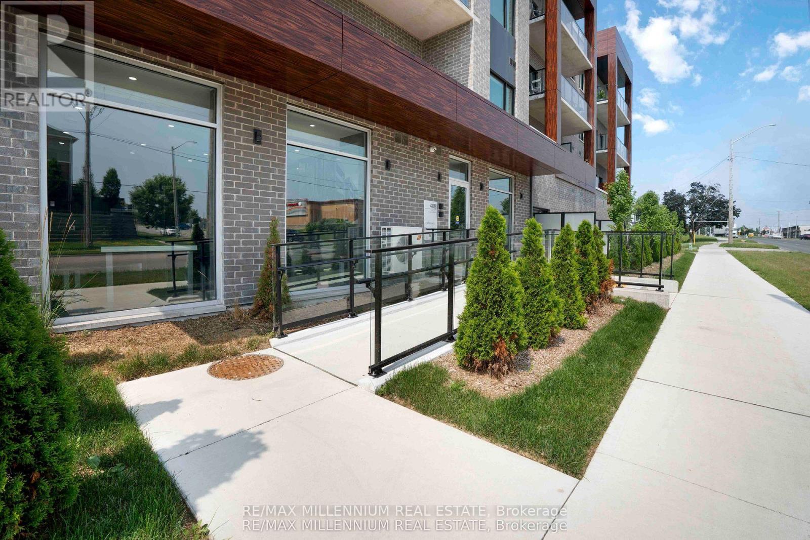 306 - 408 Dundas Street S, Cambridge, ON - Outdoor