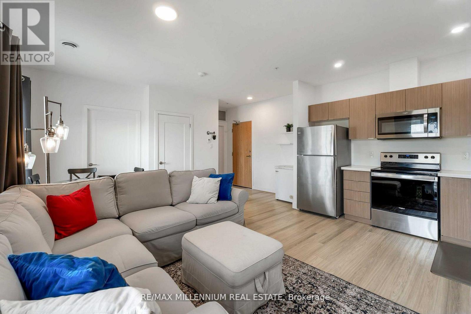 306 - 408 Dundas Street S, Cambridge, ON - Indoor Photo Showing Other Room