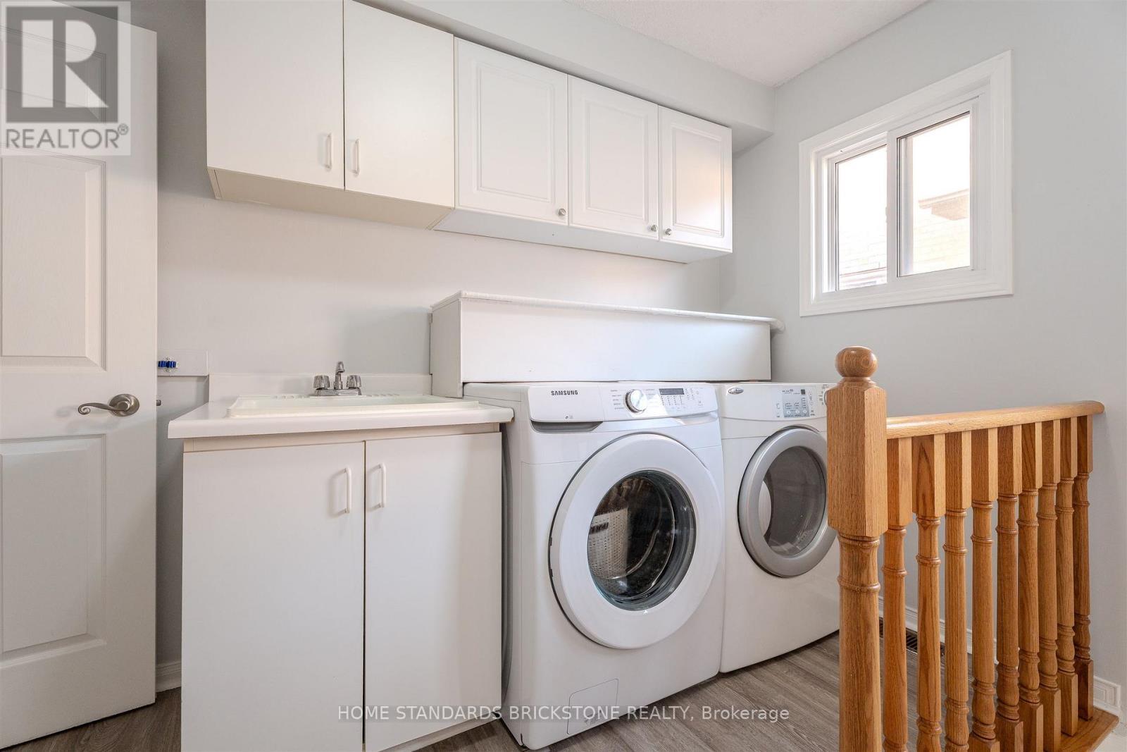 4538 Penhallow Road, Mississauga, ON - Indoor Photo Showing Laundry Room