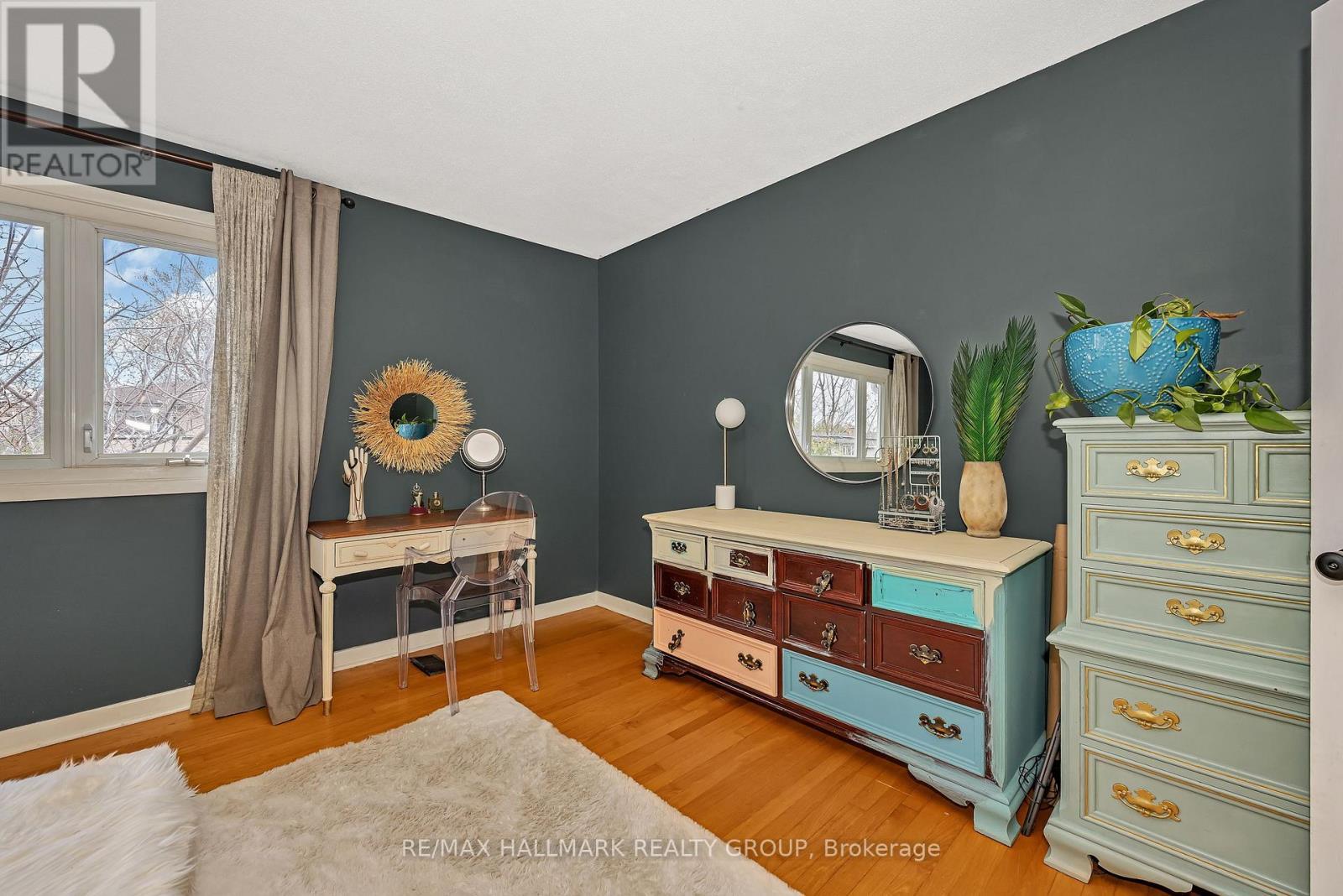 2661 Conn Street, Ottawa, ON - Indoor