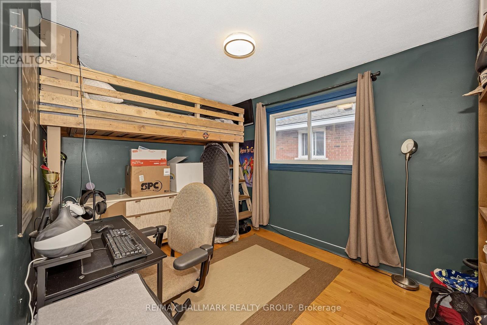 2661 Conn Street, Ottawa, ON - Indoor