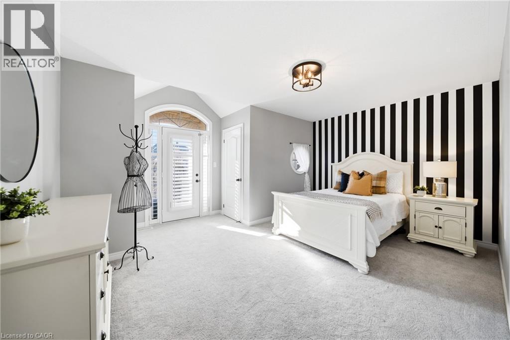 4670 Bracknell Road, Burlington, ON - Indoor Photo Showing Bedroom