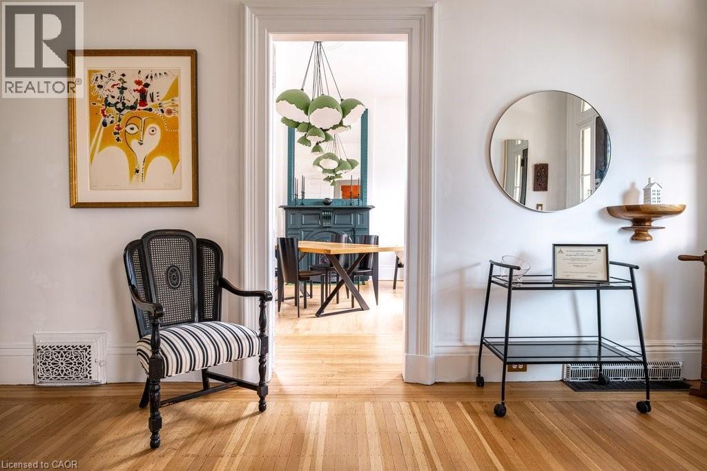 58 Wellington Street S, Hamilton, ON - Indoor Photo Showing Other Room
