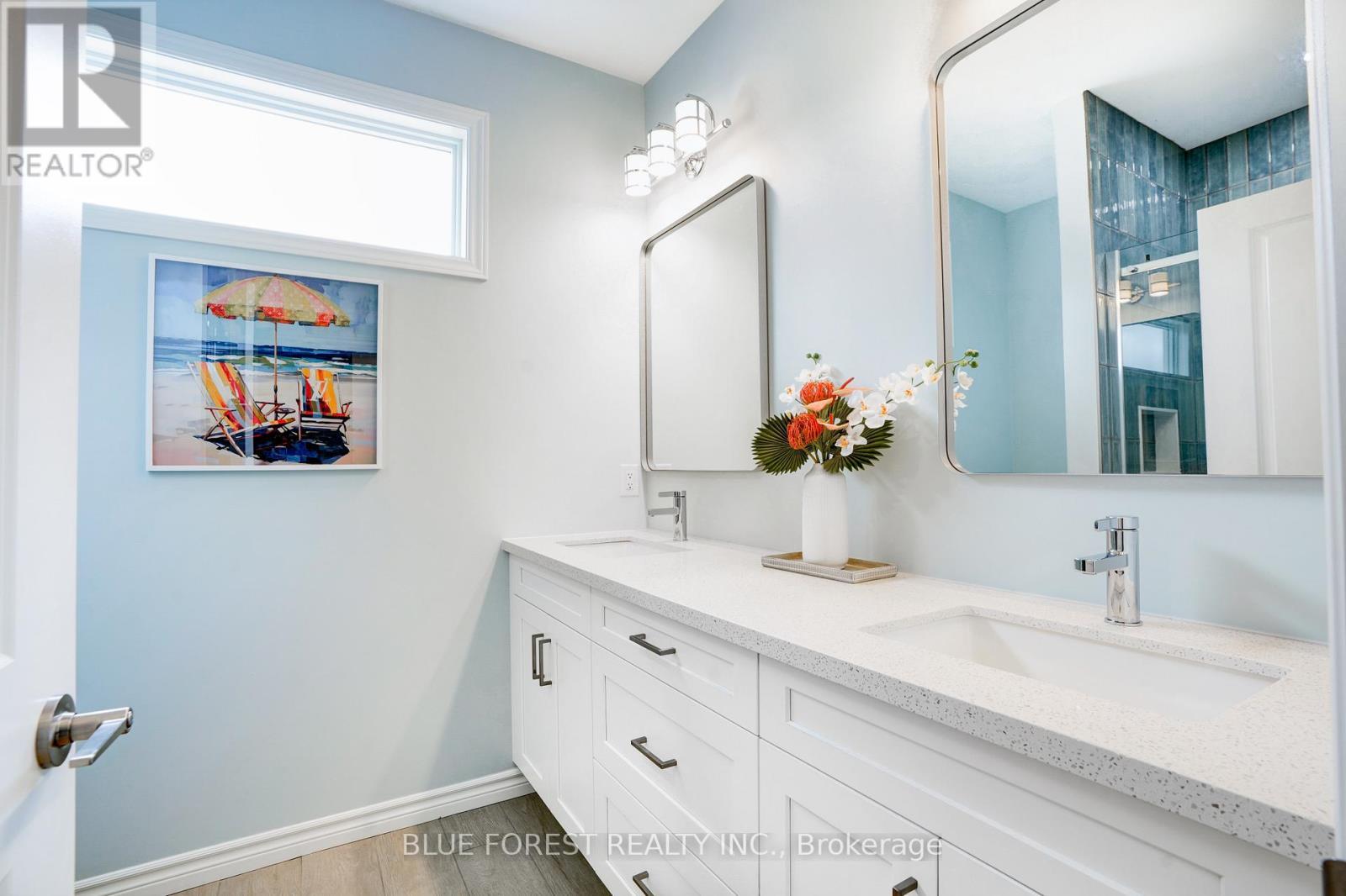 25 Harbour Way, Central Elgin (Port Stanley), ON - Indoor Photo Showing Bathroom