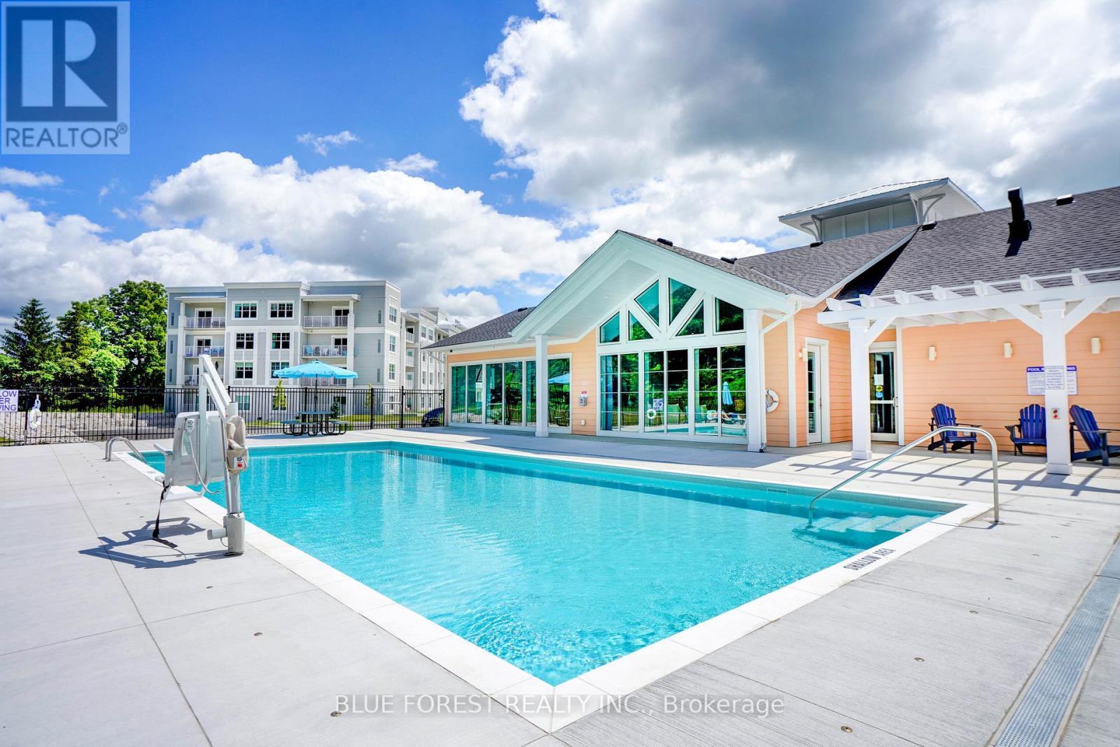 25 Harbour Way, Central Elgin (Port Stanley), ON - Outdoor With In Ground Pool