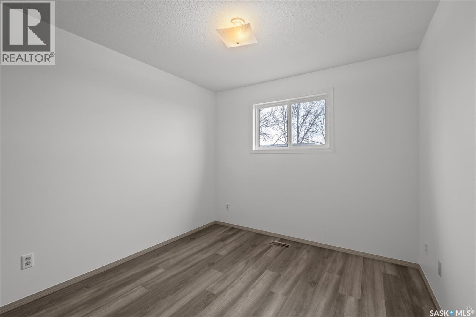 3367 15Th Avenue E, Prince Albert, SK - Indoor Photo Showing Other Room