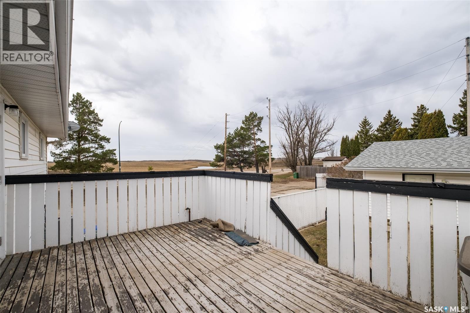 3367 15Th Avenue E, Prince Albert, SK - Outdoor