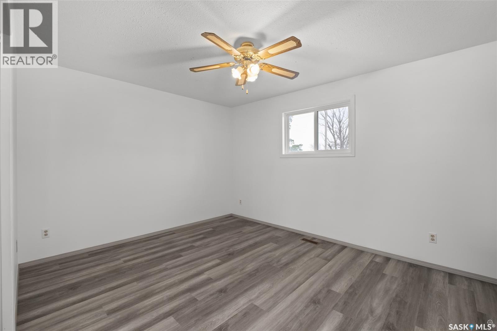 3367 15Th Avenue E, Prince Albert, SK - Indoor Photo Showing Other Room