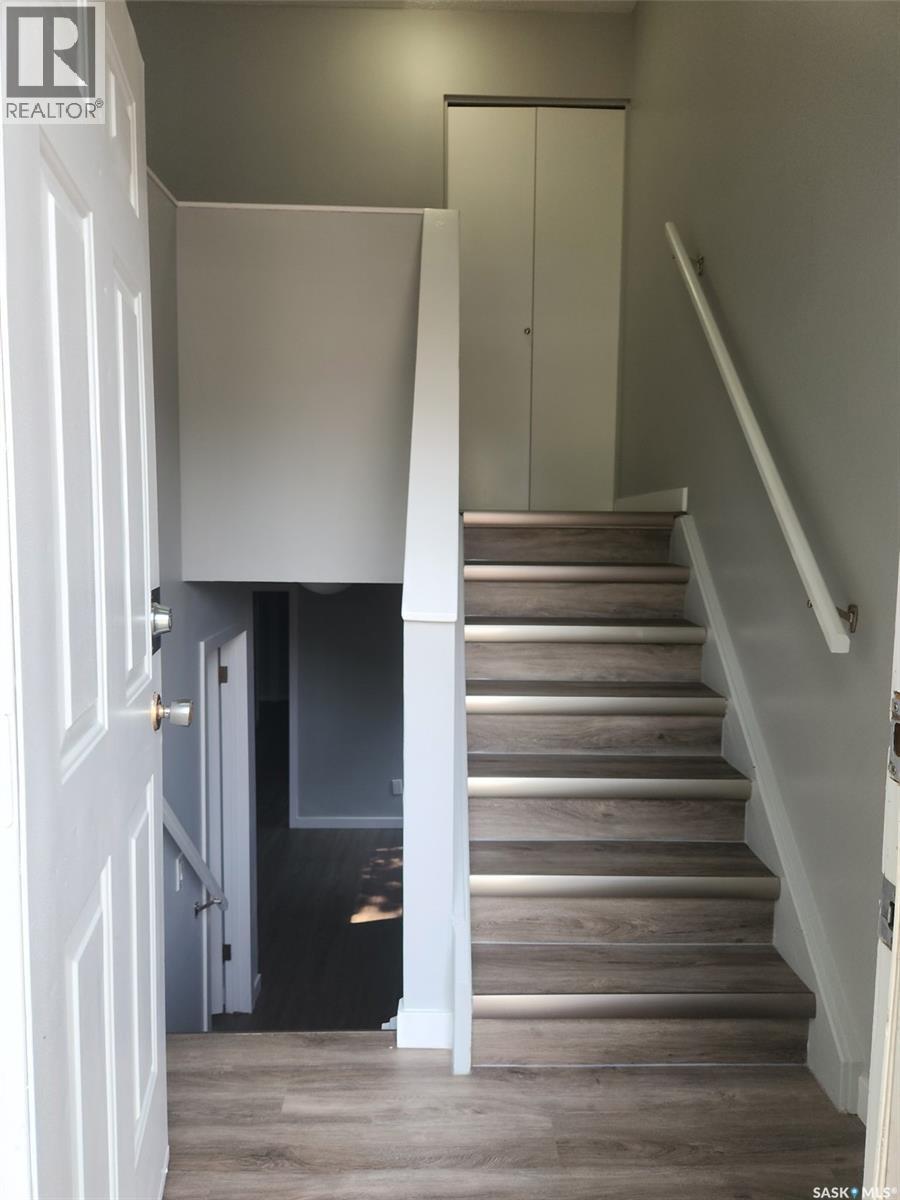 3615-3617 Fairlight Drive, Saskatoon, SK - Indoor Photo Showing Other Room