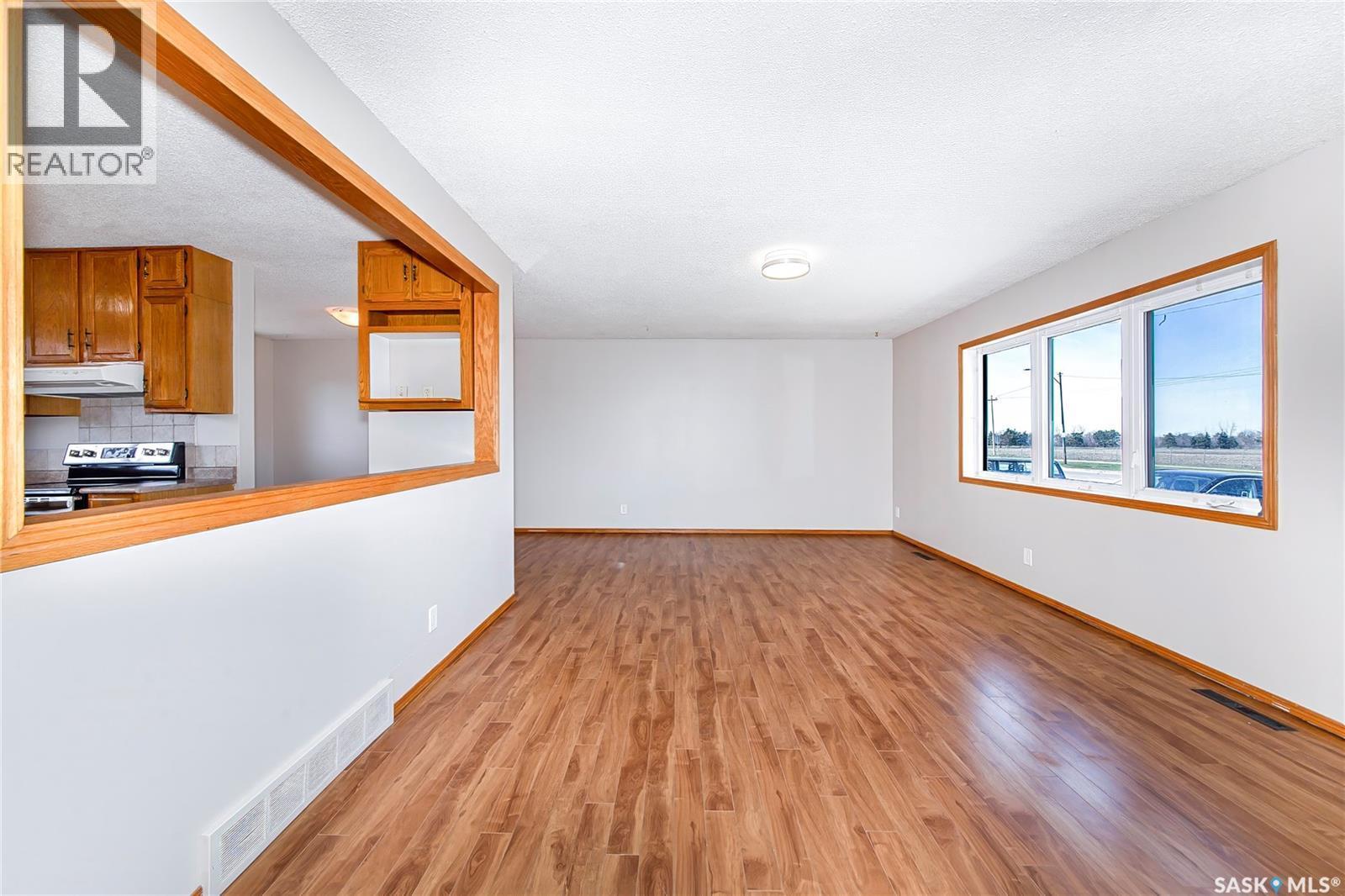 3024 14Th Street E, Saskatoon, SK - Indoor Photo Showing Other Room
