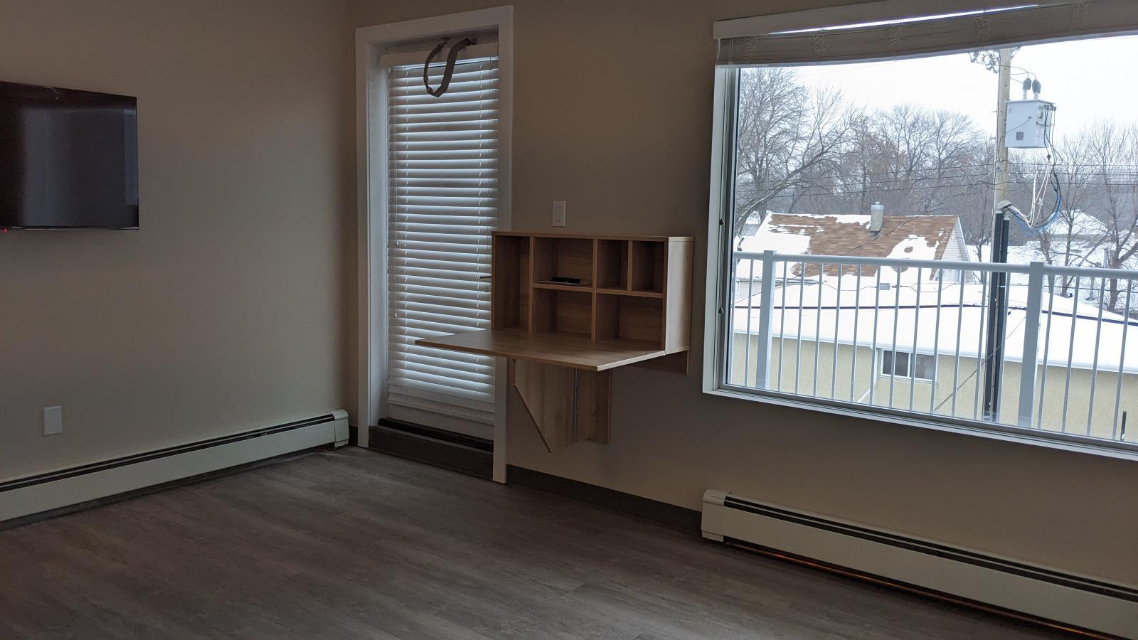 10919 97 Street Nw, Edmonton, AB - Indoor Photo Showing Other Room