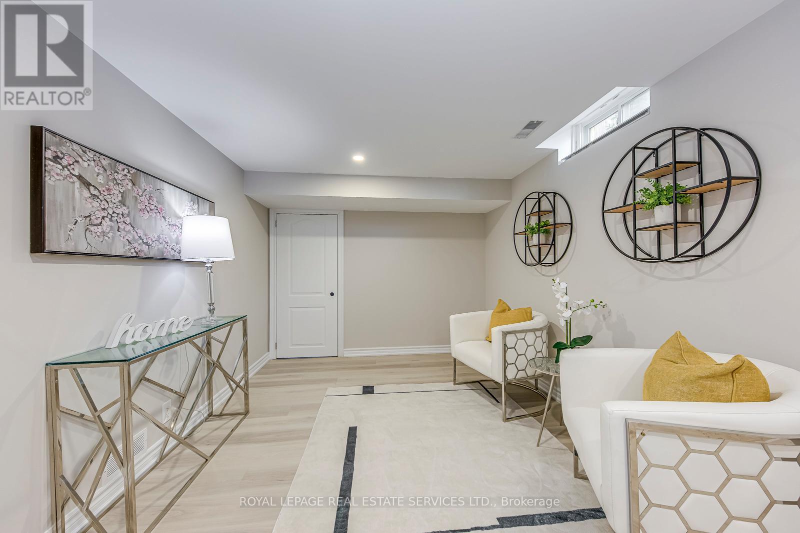 3125 Centennial Drive, Burlington, ON - Indoor Photo Showing Other Room