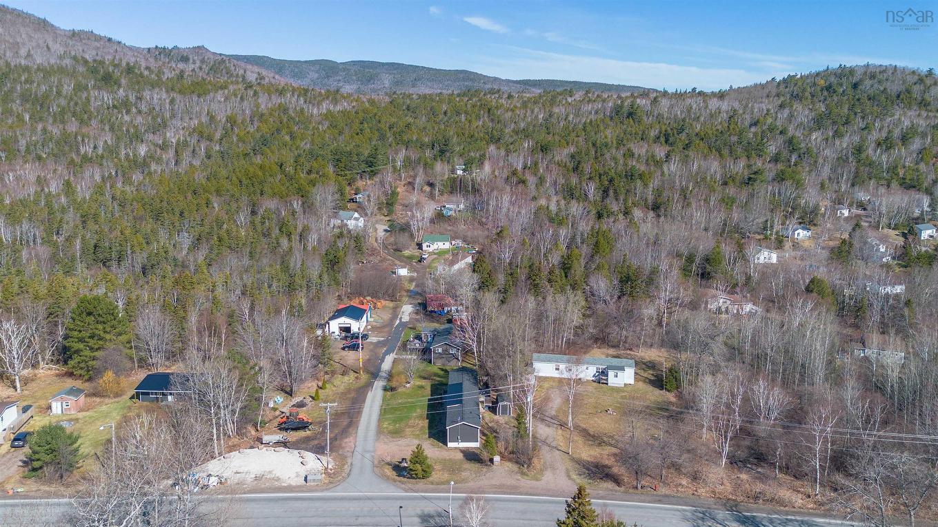 4 Kelly'S Lane, Ingonish Beach, NS