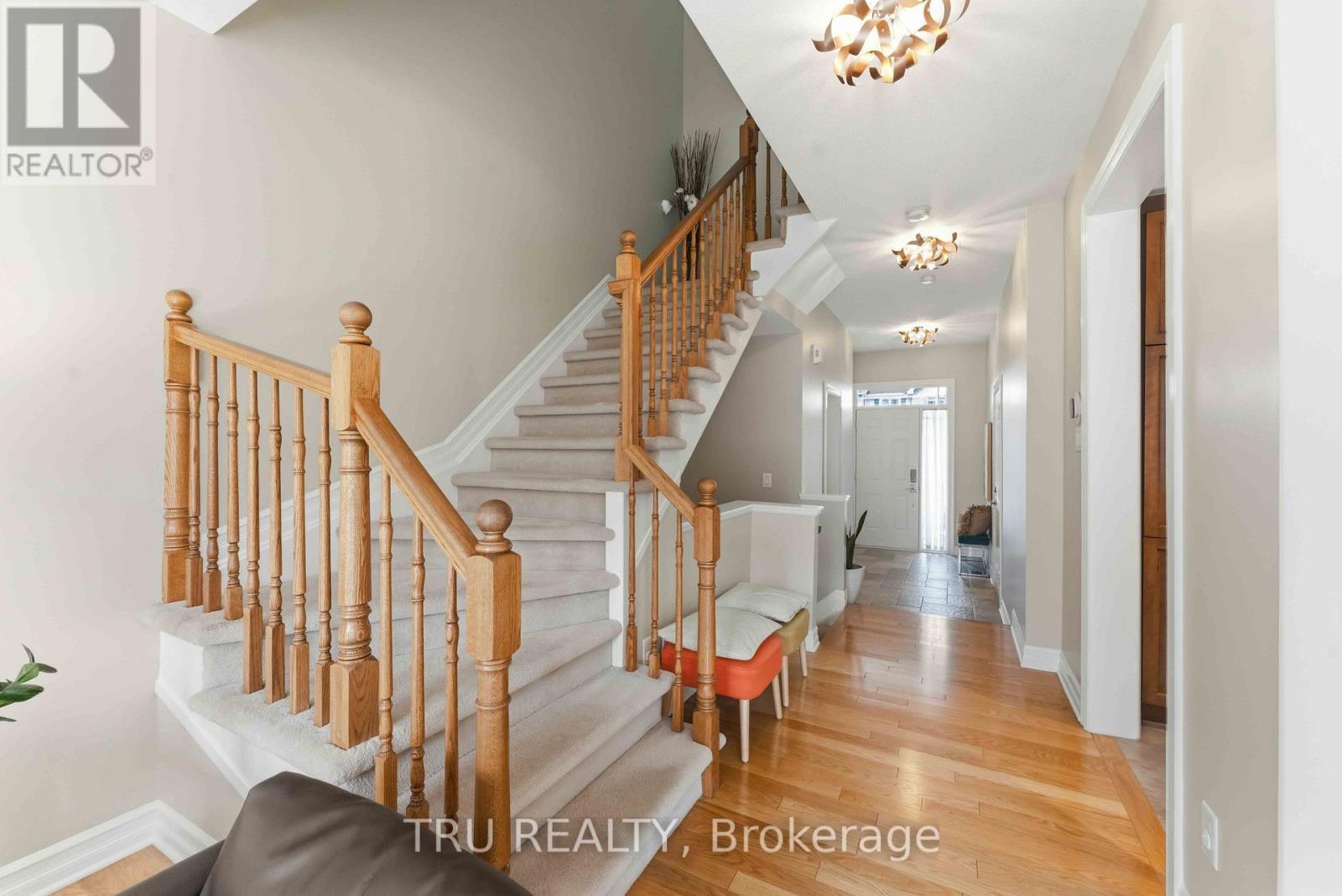 449 Celtic Ridge Crescent, Ottawa, ON - Indoor Photo Showing Other Room