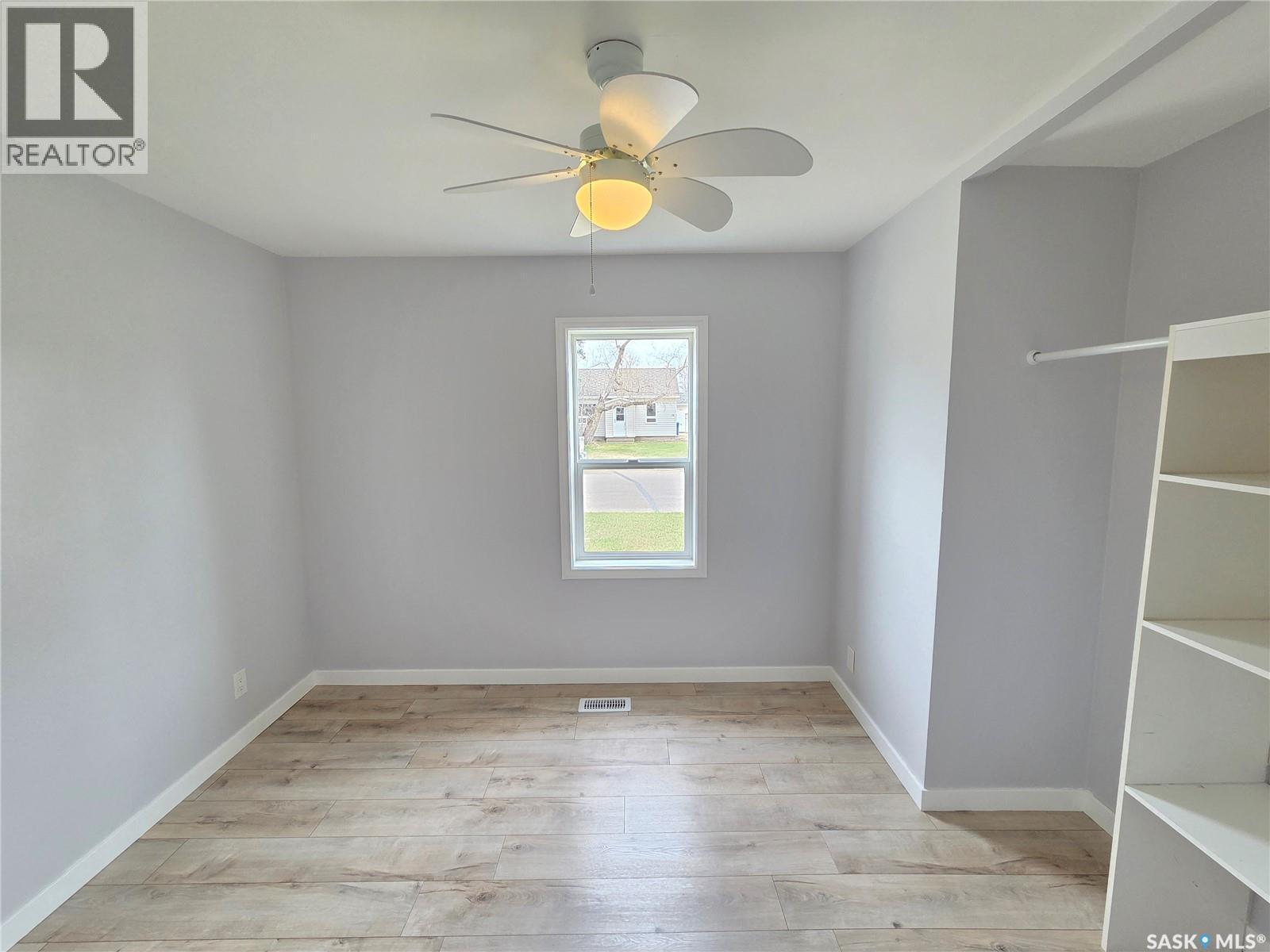 25 Rhodes Street, Redvers, SK - Indoor Photo Showing Other Room