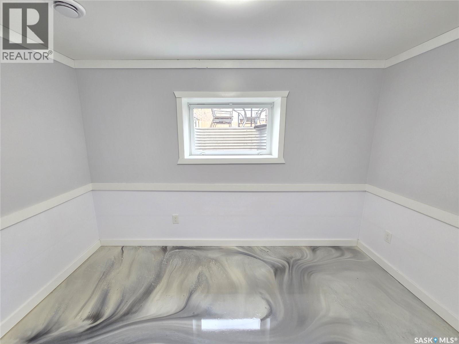 25 Rhodes Street, Redvers, SK - Indoor Photo Showing Other Room