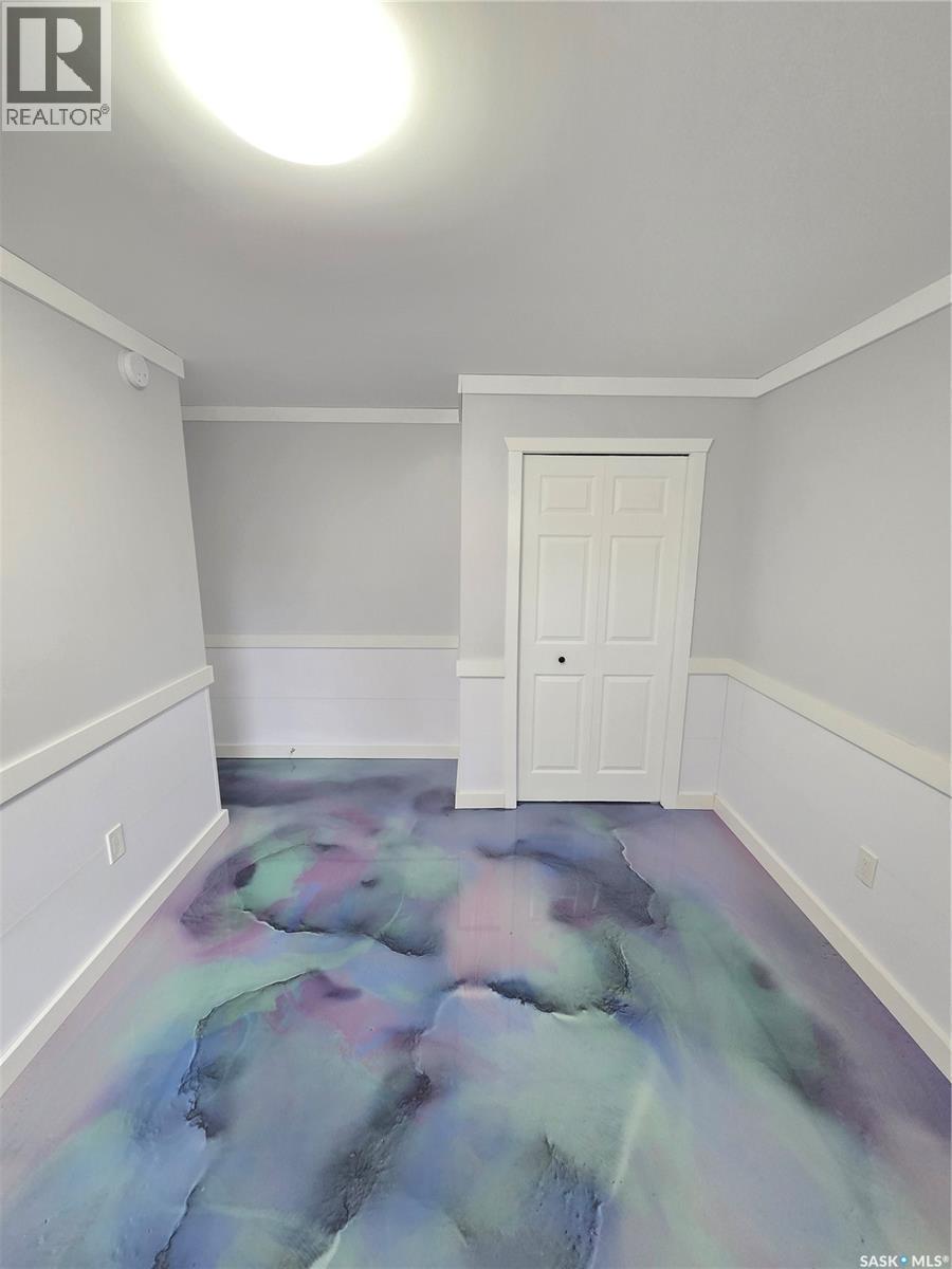 25 Rhodes Street, Redvers, SK - Indoor Photo Showing Other Room