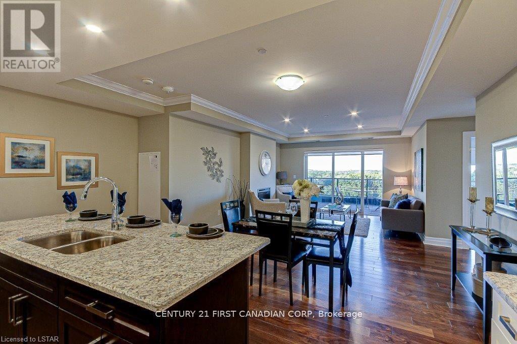 709 - 505 Talbot Street, London East (East F), ON - Indoor