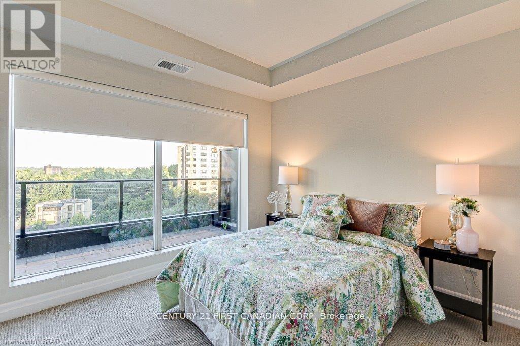 709 - 505 Talbot Street, London East (East F), ON - Indoor Photo Showing Bedroom