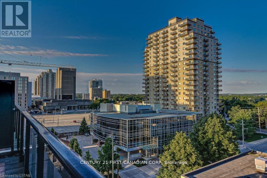 709 - 505 Talbot Street, London East (East F), ON - Outdoor With Balcony