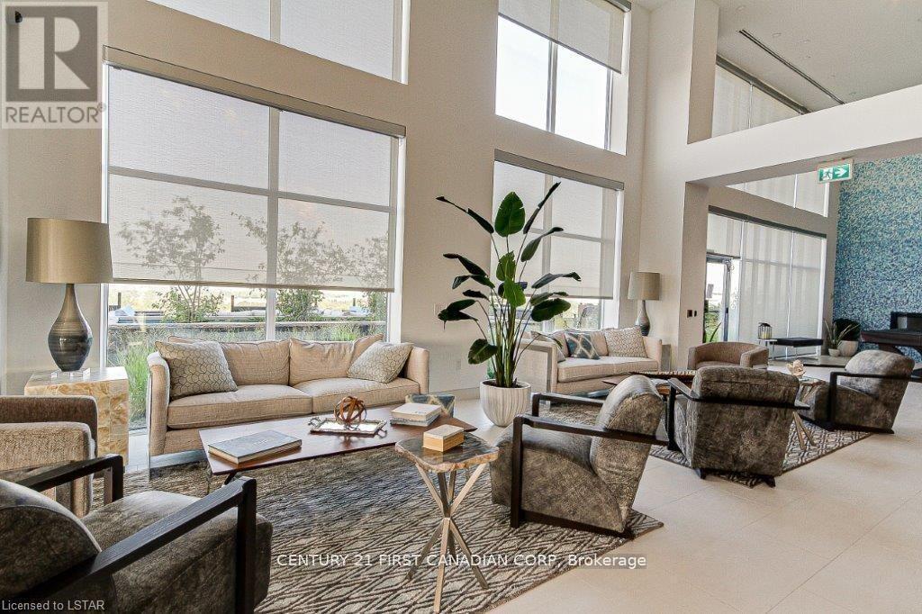 709 - 505 Talbot Street, London East (East F), ON - Indoor Photo Showing Living Room