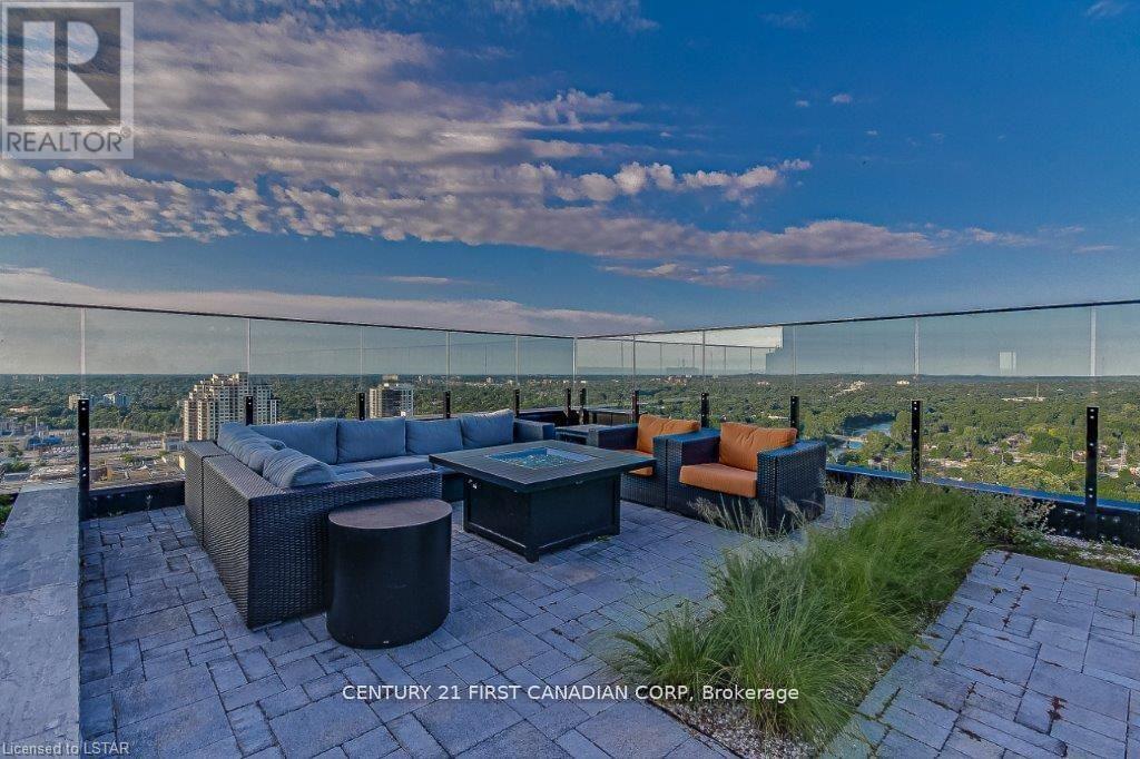 709 - 505 Talbot Street, London East (East F), ON - Outdoor With View