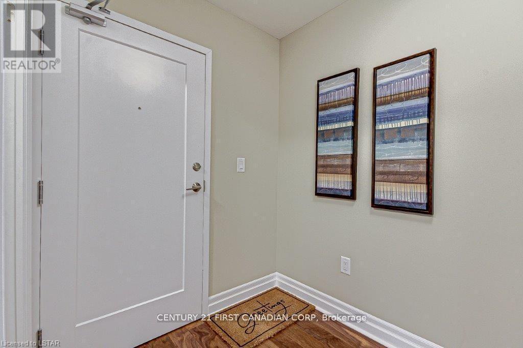 709 - 505 Talbot Street, London East (East F), ON - Indoor Photo Showing Other Room