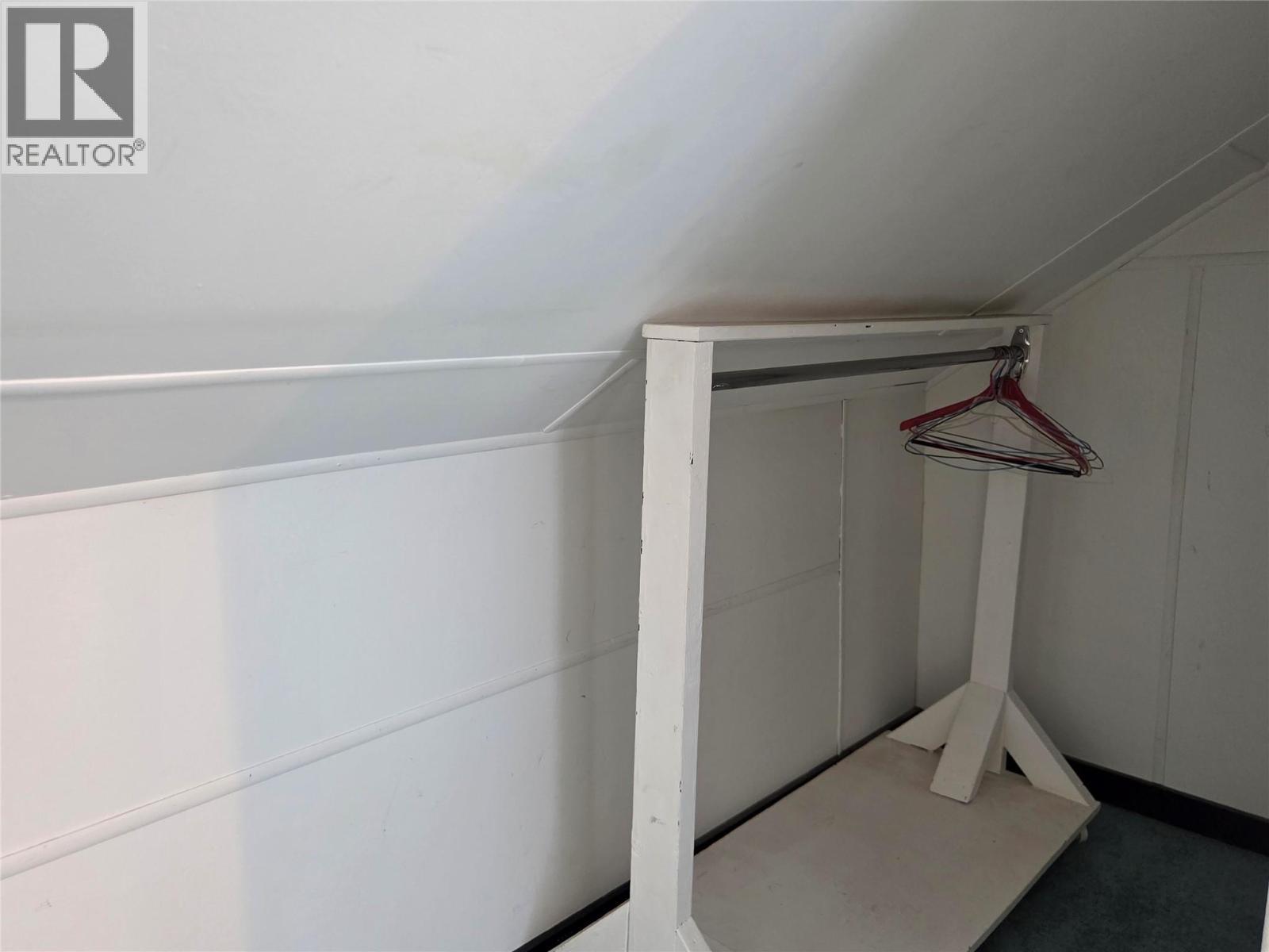 840 Cawston Avenue, Hedley, BC - Indoor Photo Showing Other Room