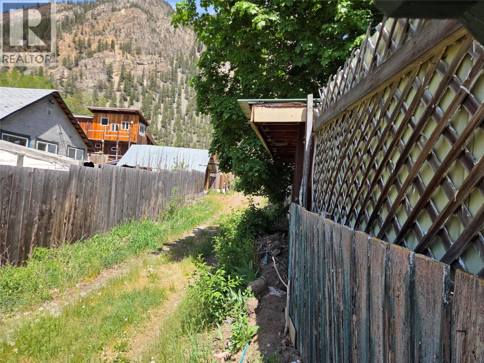 840 Cawston Avenue, Hedley, BC - Outdoor