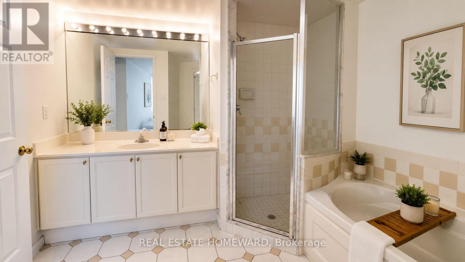 Ensuite AI staged - 2012 - 101 Subway Crescent, Toronto, ON