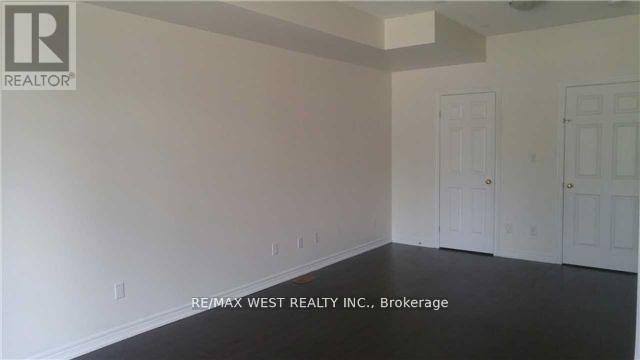 5058 Fairview Street, Burlington, ON