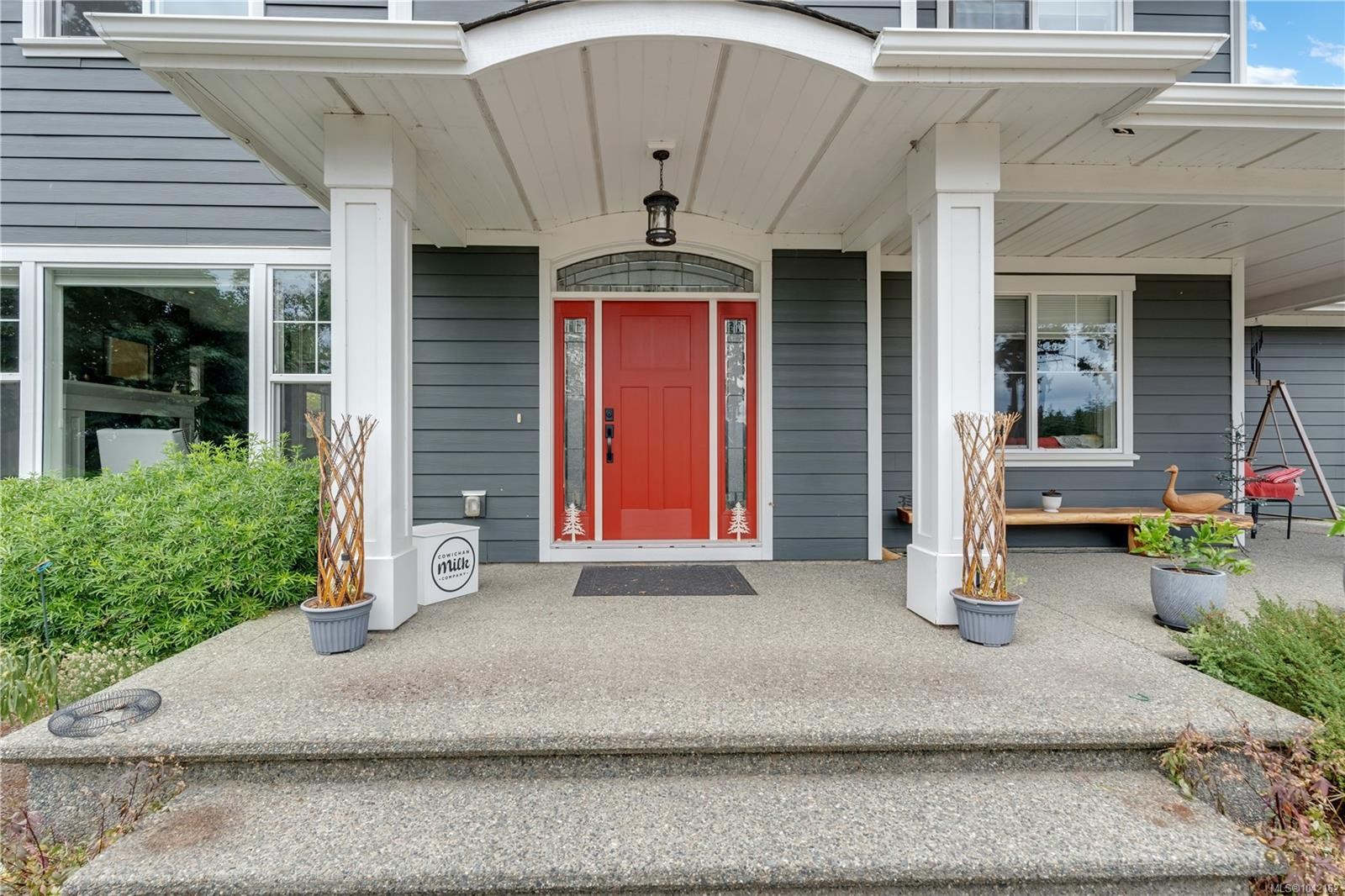 6430 Lakes Rd, Duncan, BC