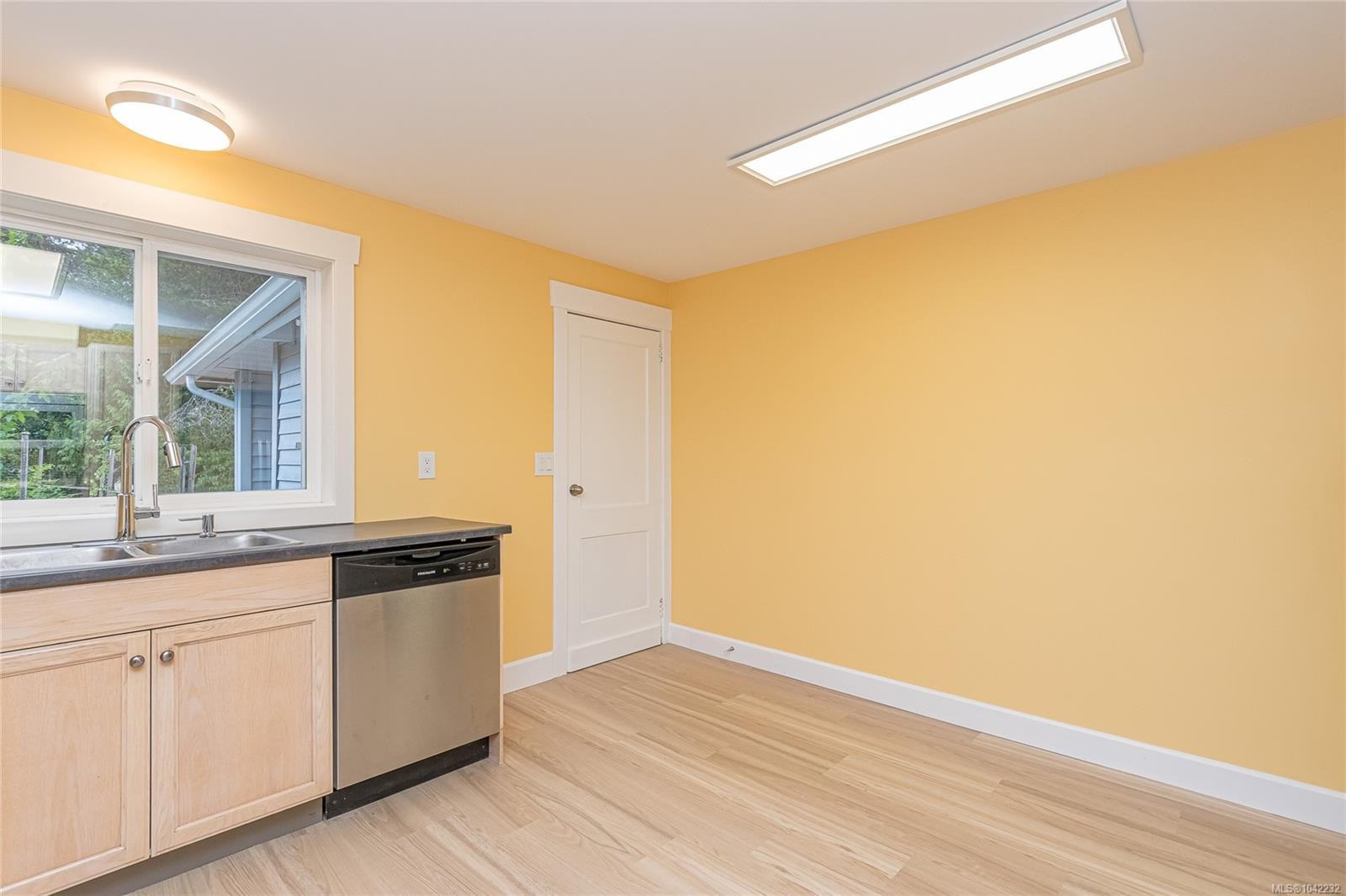 5934 Highland Ave, Duncan, BC