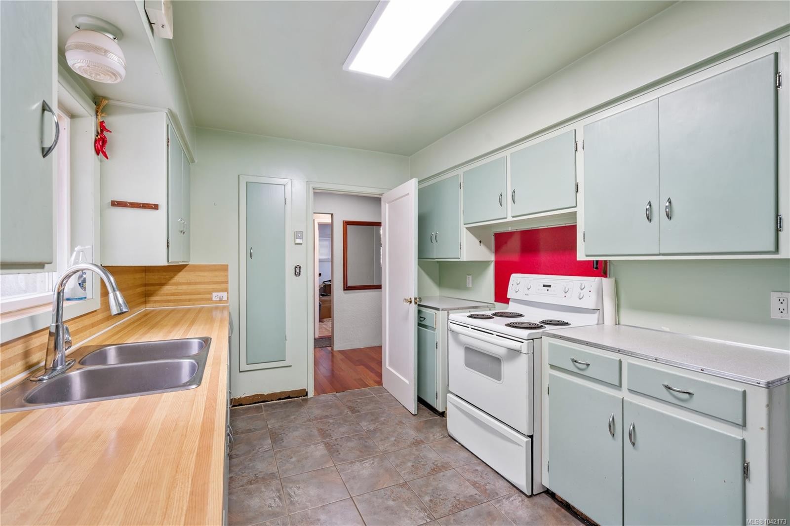 4511 Pachena Pl, Saanich, BC