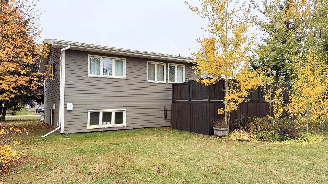 33 Phillips Street, Summerside, PE