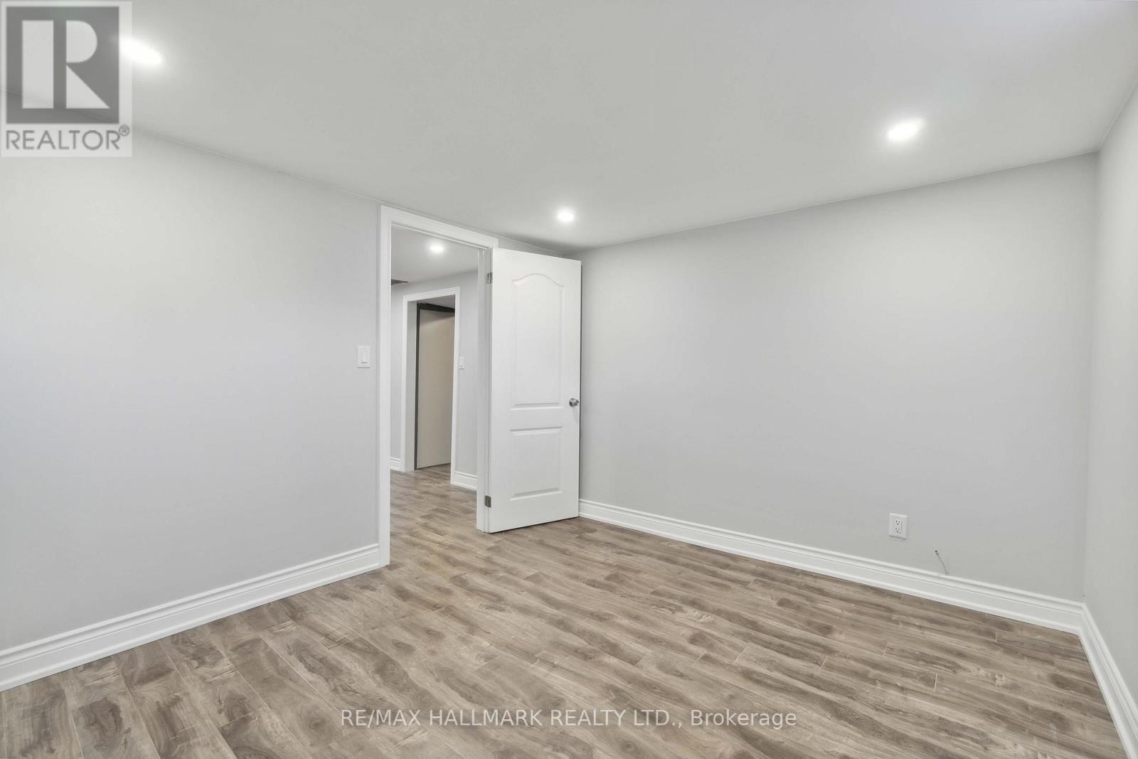 91 Boston (Lower) Crescent, Hamilton, ON