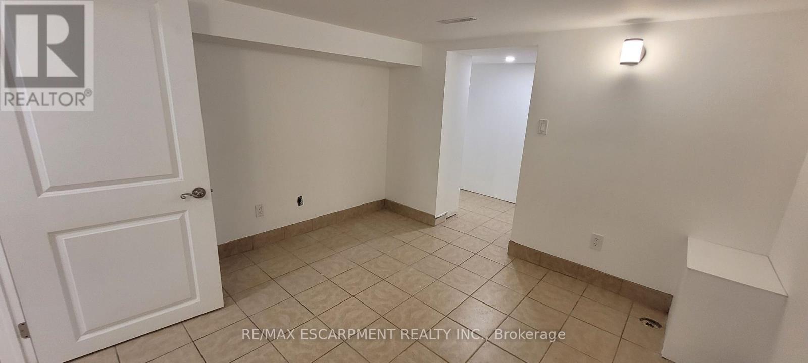 Lower Level - 98 Limeridge Road E, Hamilton, ON - Indoor Photo Showing Other Room