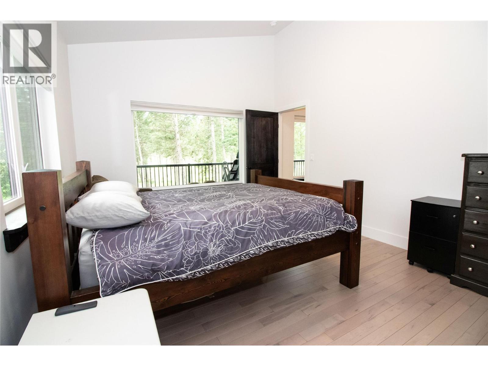 Primary - 2552 Sandstone Mews, Invermere, BC
