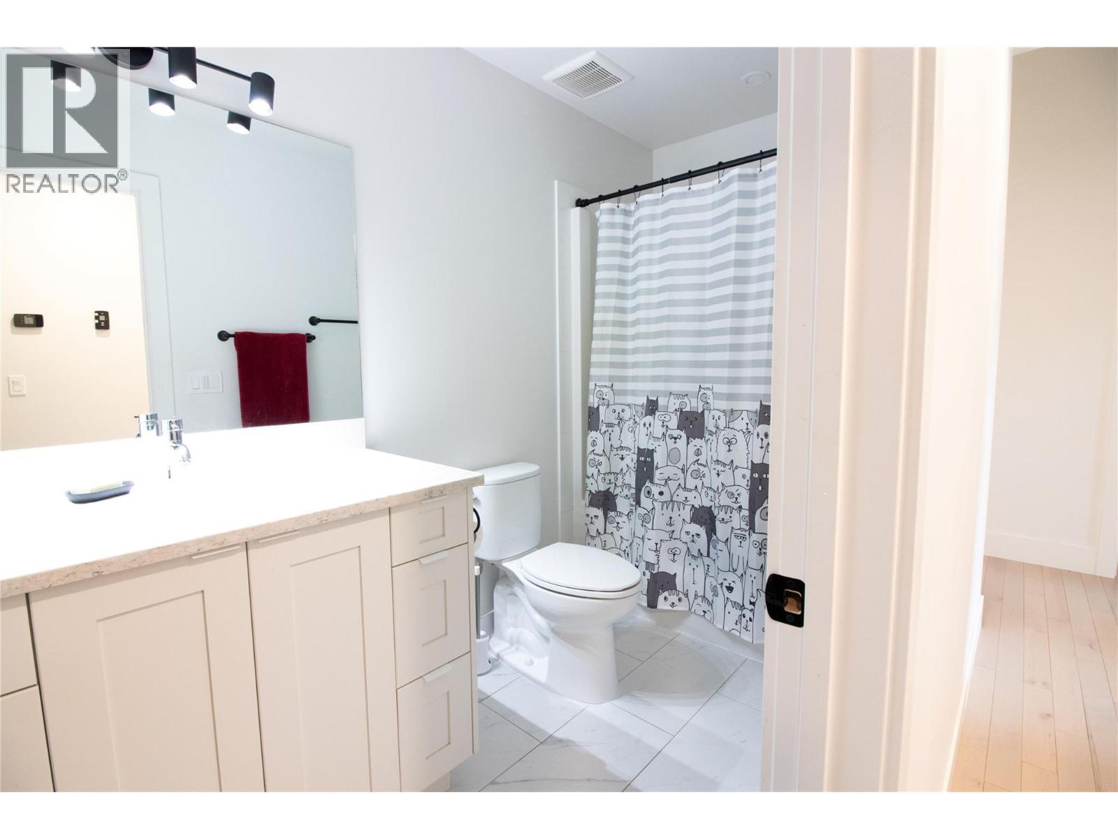 2552 Sandstone Mews, Invermere, BC