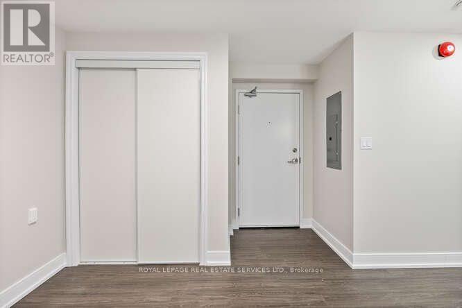 B2 - 18 Anglesey Boulevard, Toronto, ON
