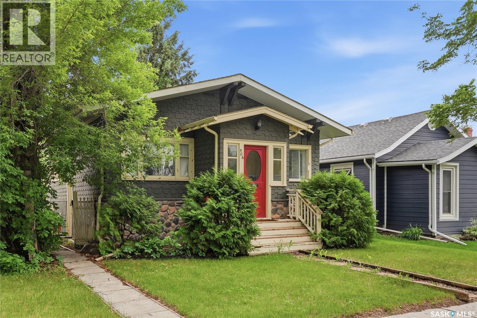 506 5Th Street E, Saskatoon, SK