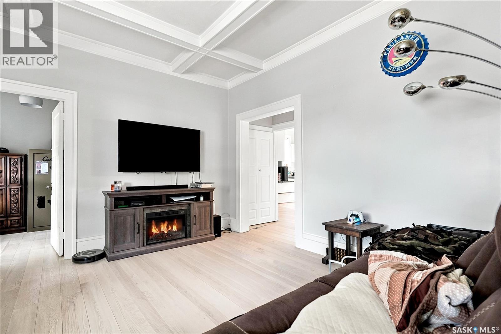 506 5Th Street E, Saskatoon, SK