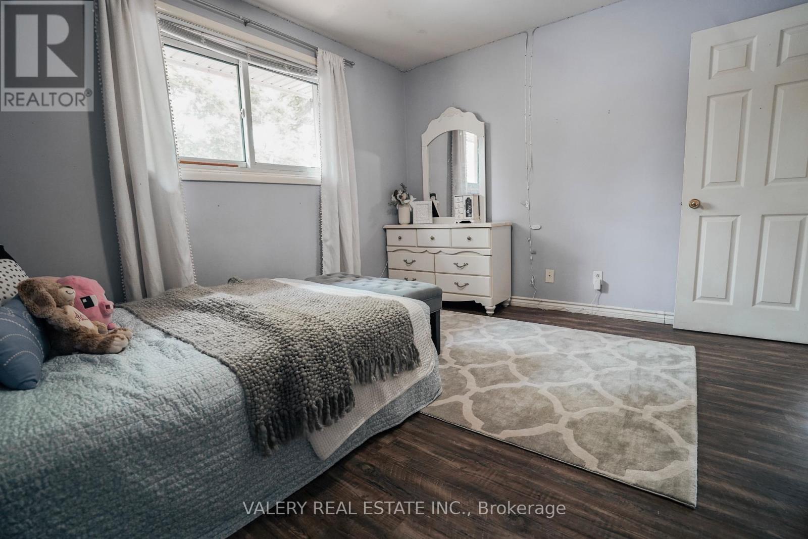 270 Cyrus Street, Cambridge, ON