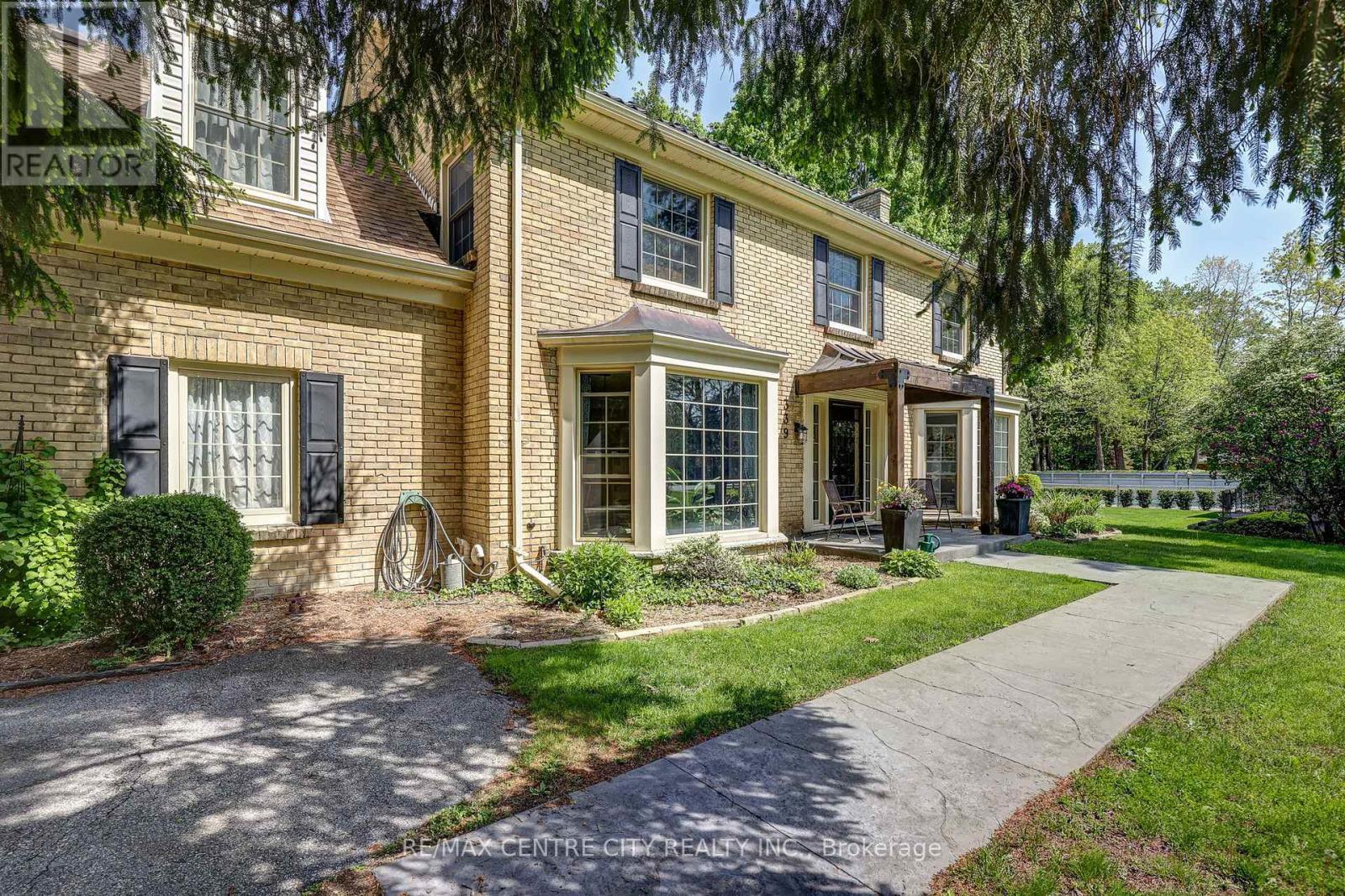 339 Sunset Drive, Central Elgin, ON