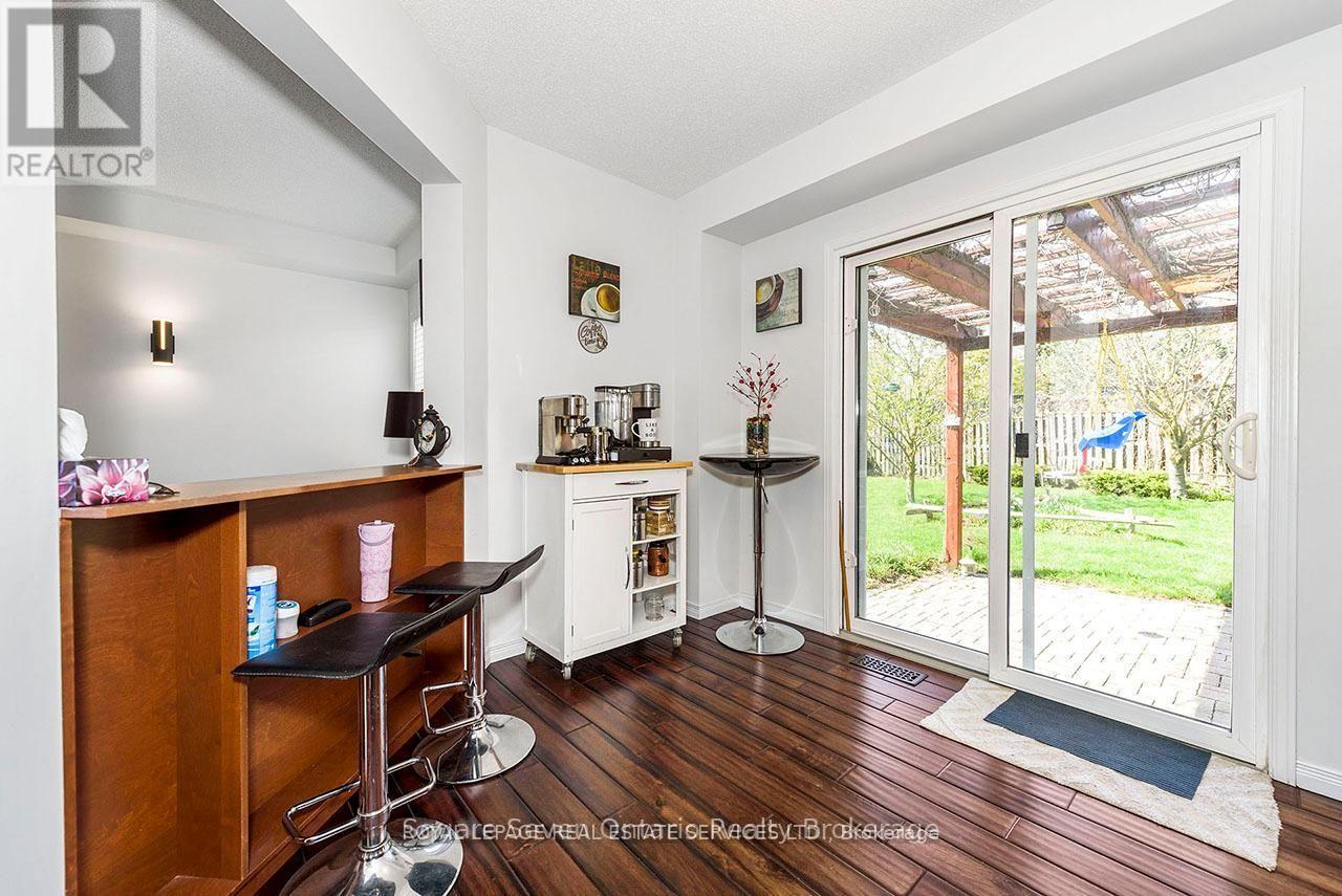635 Commonwealth Crescent, Kitchener, ON - Indoor